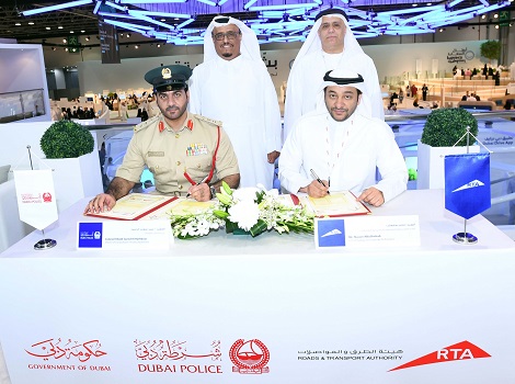 Image of signing of a Memorandum of Understanding (MoU) between RTA and Dubai Police