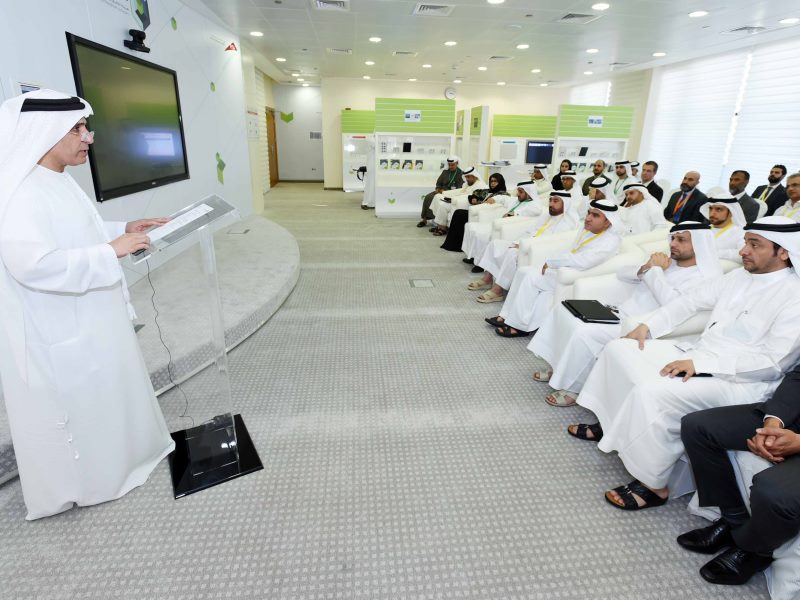  عنصر من مكتبة صور الهيئة عن "طرق دبي" تنظم مختبر الابتكار الحكومي لتعزيز مبادرات المدينة الذكية
