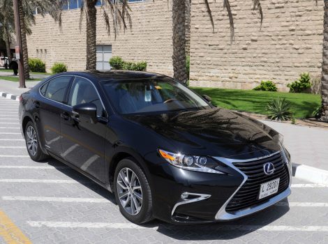 Dubai Taxi adds hybrid vehicles to limo fleet