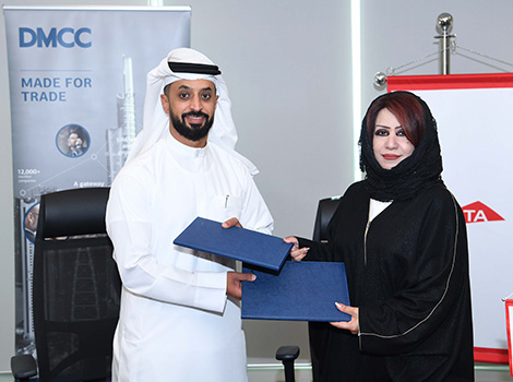 Eng. Maitha bin Adai (right) and Ahmed Bin Sulayem (left) during the signing agreement