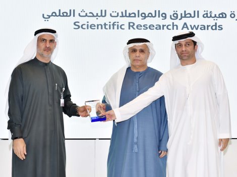 an image of Al Tayer honours winners of RTA Scientific Research Award