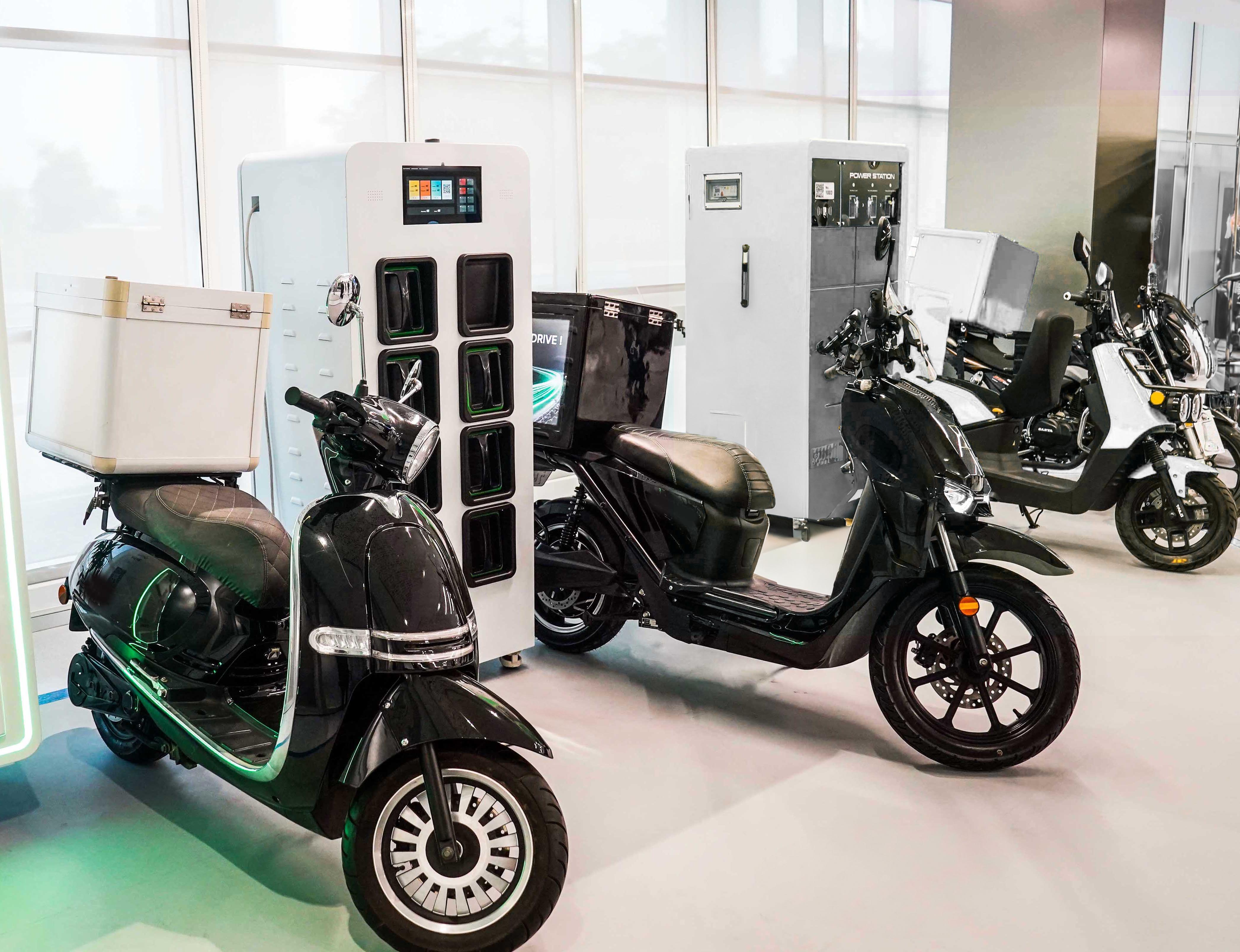 an image of the electric delivery bike