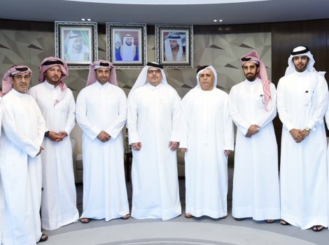 Al Tayer briefs Qatari delegation on RTA’s experience in constructing road projects, mass transit systems
