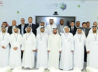 عنصر من مكتبة صور الهيئة عن طرق دبي تنظم مختبر إبداع عن الابتكار في استقطاب المزيد من ركاب النقل البحري
