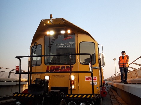 an image about grinding Dubai Metro rail tracks 