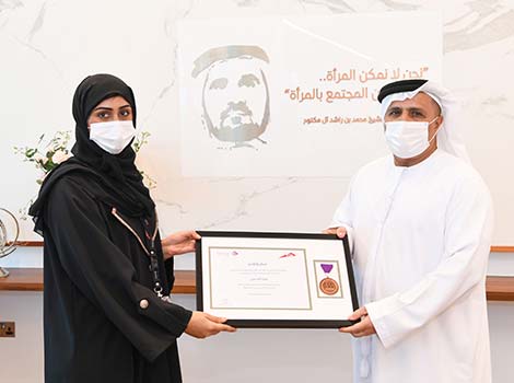 An image of HE Mattar Al Tayer during honoring a distinguished emarati female employees.