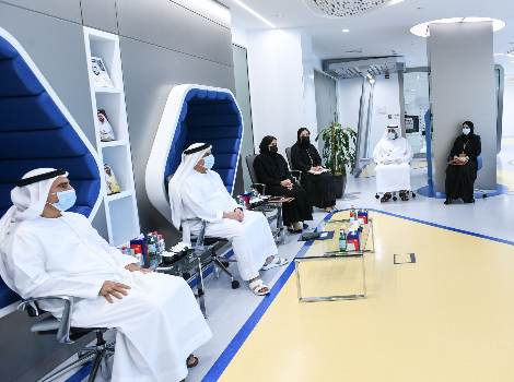 an image of Al Tayer attending a briefing about the efforts of the Technology Sector in coping with Covid-19 crisis