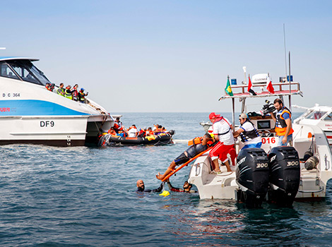 an image of Dubai ferry  boat collision during the emergency response