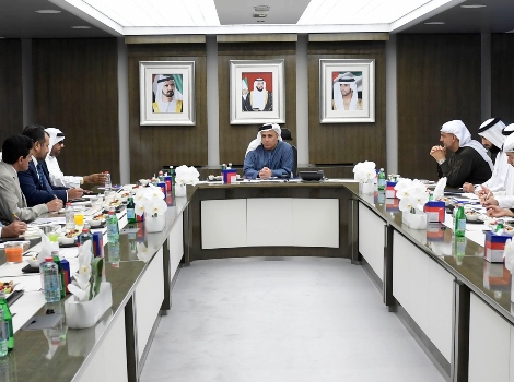 an image of Al Tayer during the meeting with representatives of taxi companies in Dubai