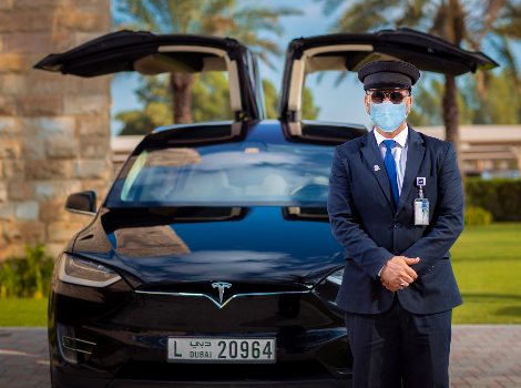 Click to read the full article about Adding one year to operating life of limousines due for replacement in 2022-2024 Article image of Adding one year to operating life of limousines due for replacement in 2022-2024