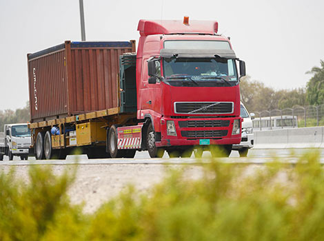 an image of a truck on Sheikh Mohammed bin Zayed Road