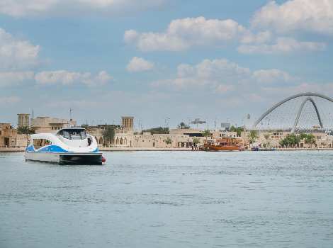 صورة عن  تطوير خدمات النقل البحري بالتعاون مع سلطة دبي البحرية