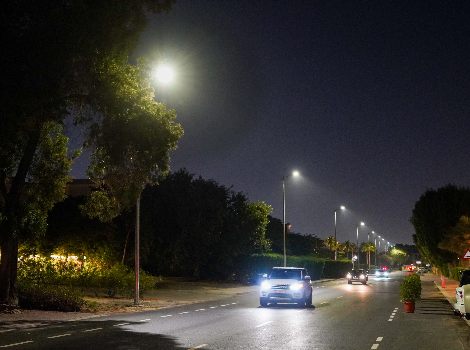 Article image of Installation of 1,000 Advanced Lighting Units in Umm Suqeim 1, Abu Hail, and Al Baraha